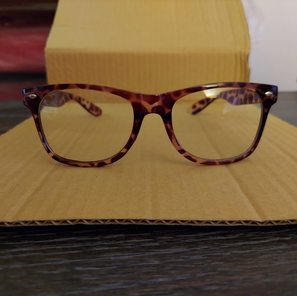 Glasses frame - Picture 1 of 4